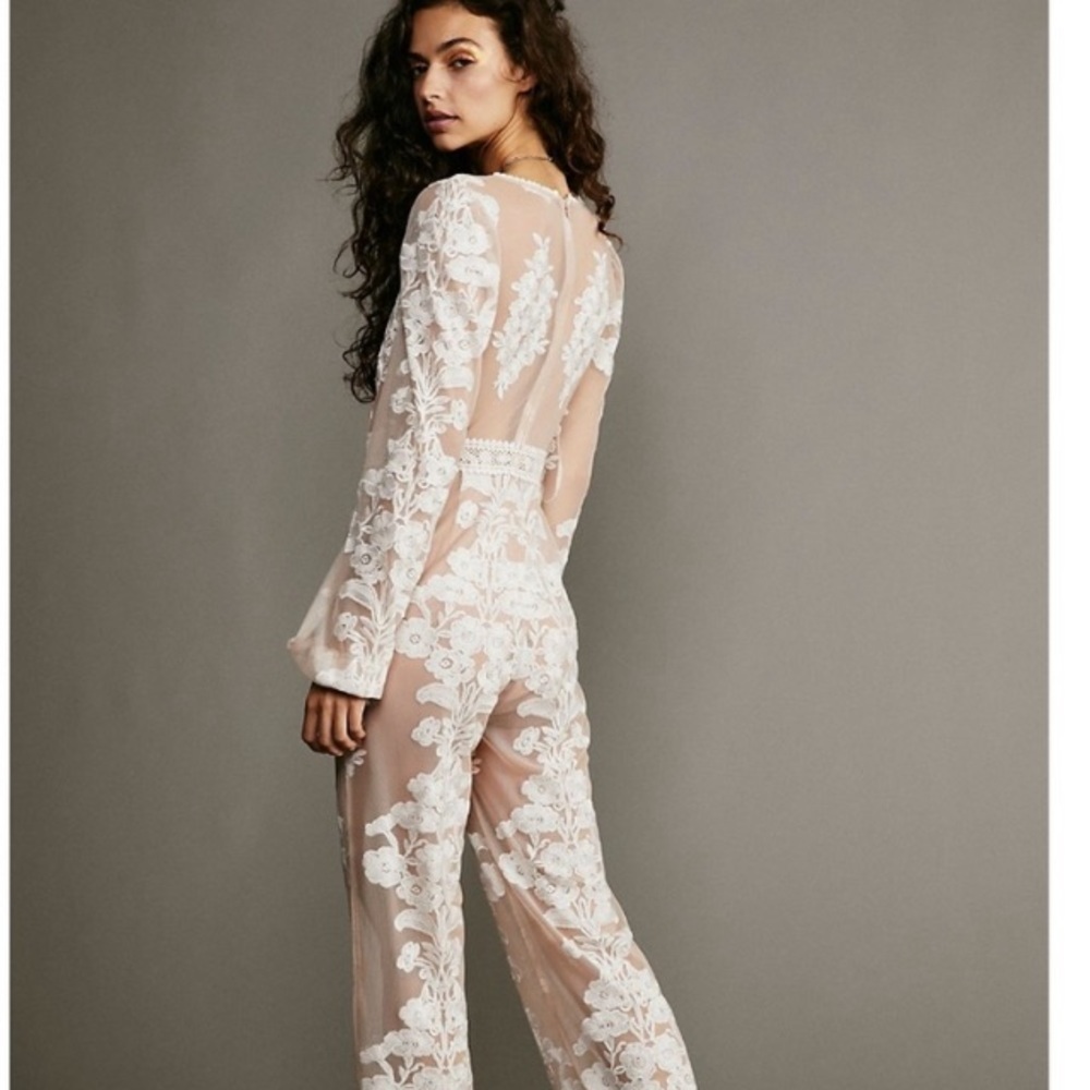 Free People x For love Lemons Temecula Embroidered Lace Jumpsuit size small new